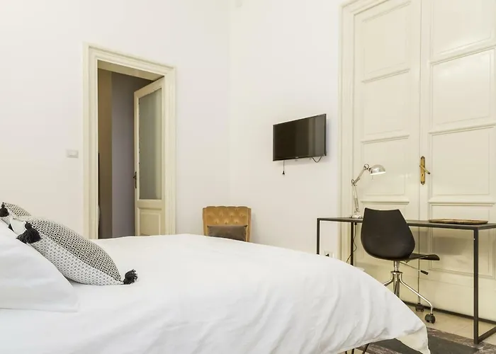 4 Elementi Alojamento de Acomodação e Pequeno-almoço