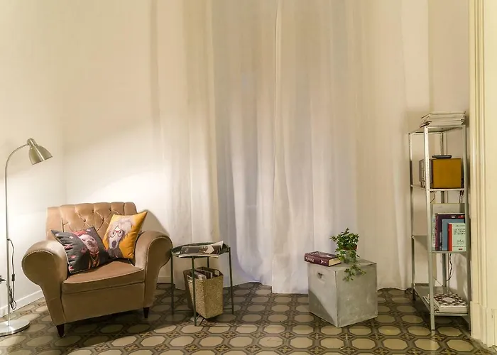 4 Elementi 4* Catânia